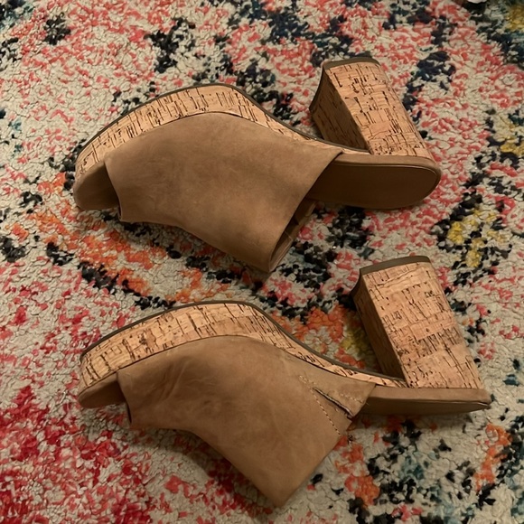 Target Nessa Platform Mule - Picture 3 of 5